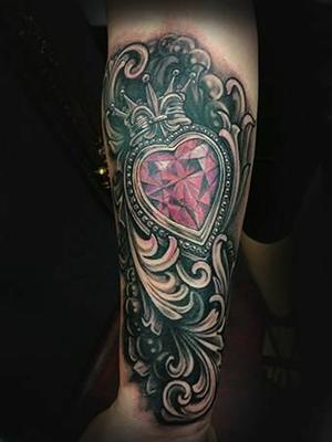 hombres tatuaje diamond