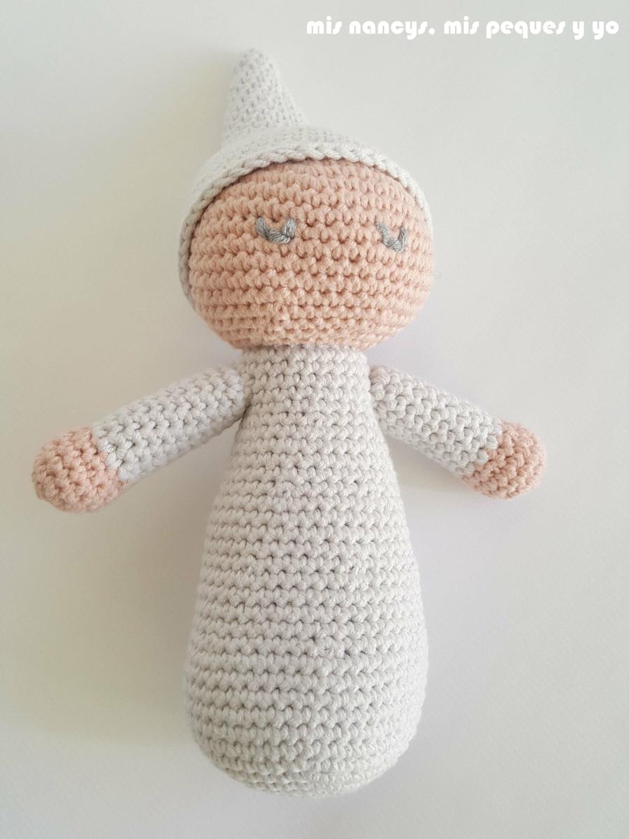 mis nancys, mis peques y yo, bebé dormilón amigurumi con patrón de lanas y ovillos