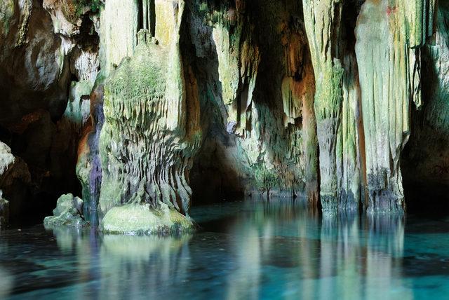 Cueva en Cancún Ox Bel Ha