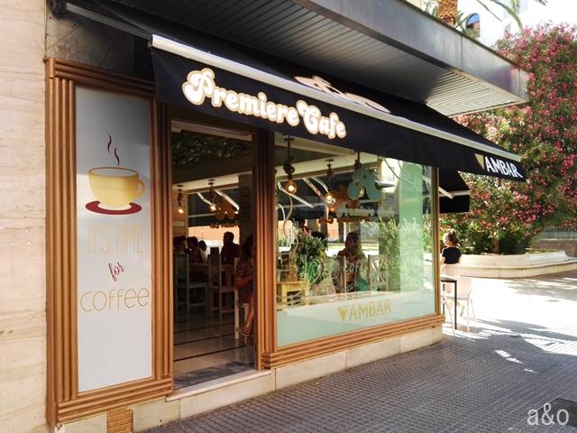 Entrada de Premiere Café.