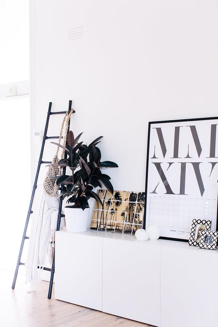 Consejos-decorar-con-fibras-naturales-aparador-02