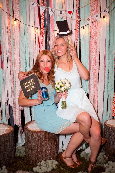 cortina con tiras de tela para fondo original y barato de photocall para boda o fiesta