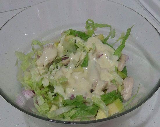 Ensalada de pollo con manzana