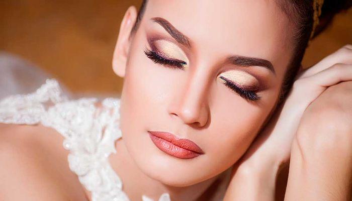 como maquillarse los ojos negros