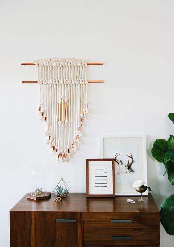 Cómo-hacer-composiciones-decorativas-para-un-aparador-18