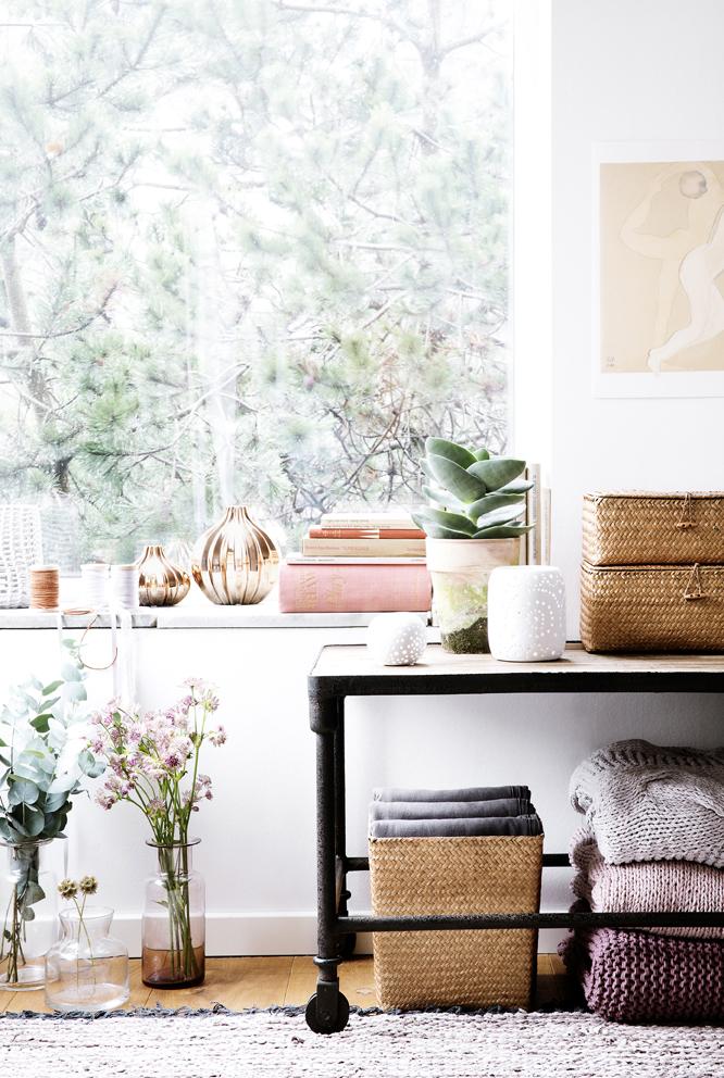 Cómo-hacer-composiciones-decorativas-para-un-aparador-10