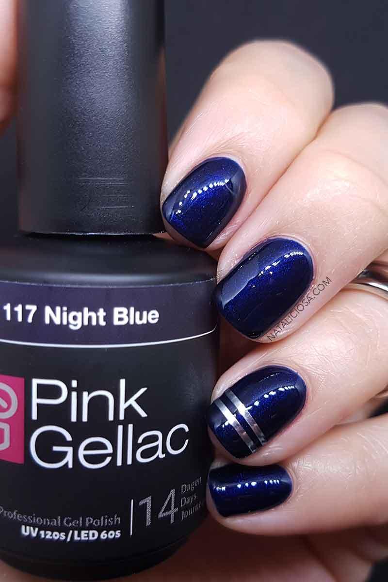 manicure para matrimonio civil azul noche o azul marino con tapes o cintas rayas plateadas