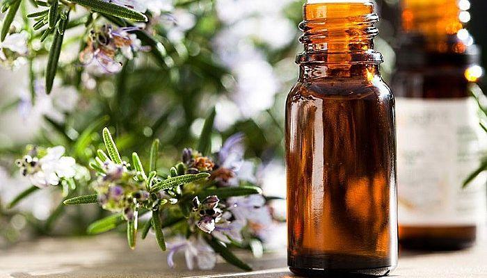 Aceite natural de árbol de té