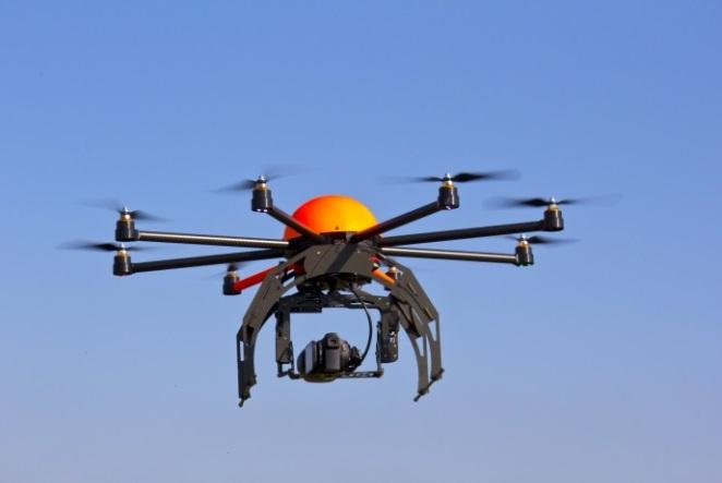 Tecnología como apoyo en lluvias drones, satélites y software