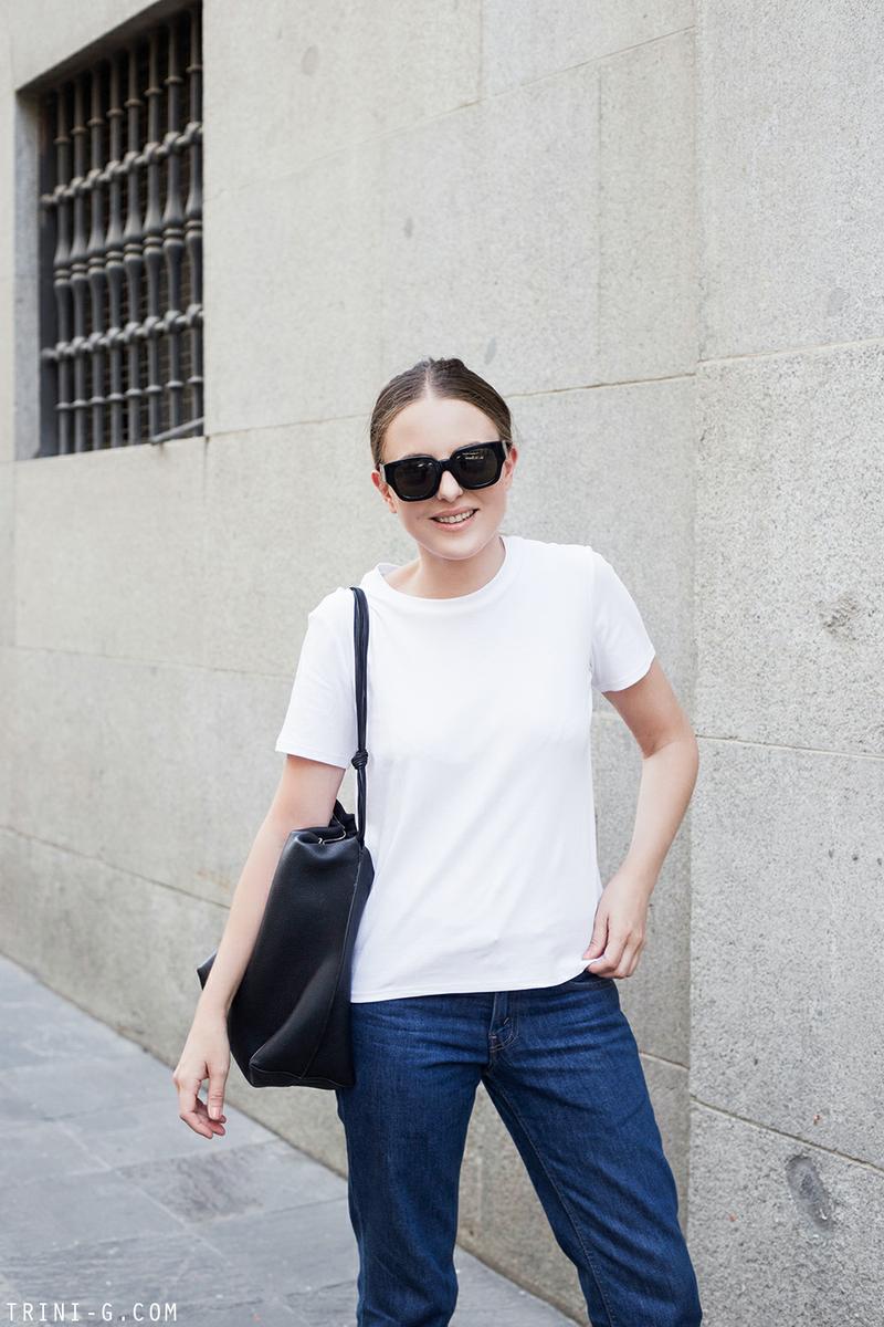Trini | The Row t-shirt Levis jeans