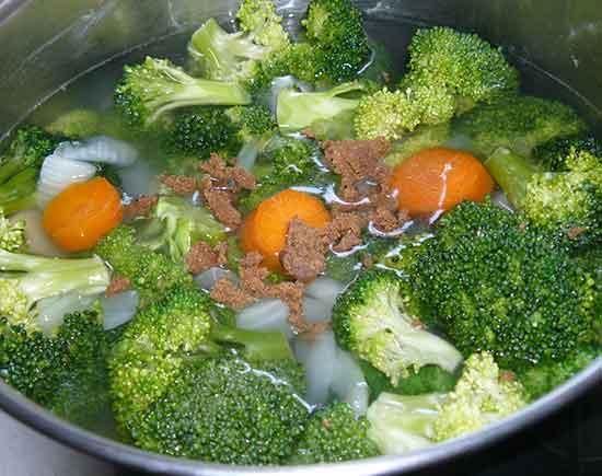 Crema de brócoli fácil y rápida