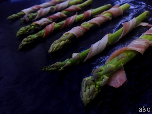 Espárragos con bacon.