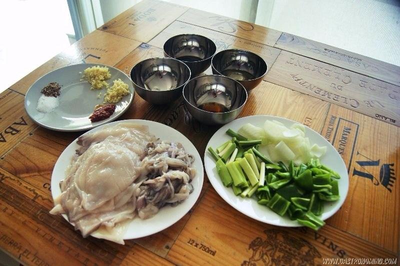 Calamares picantes al wok