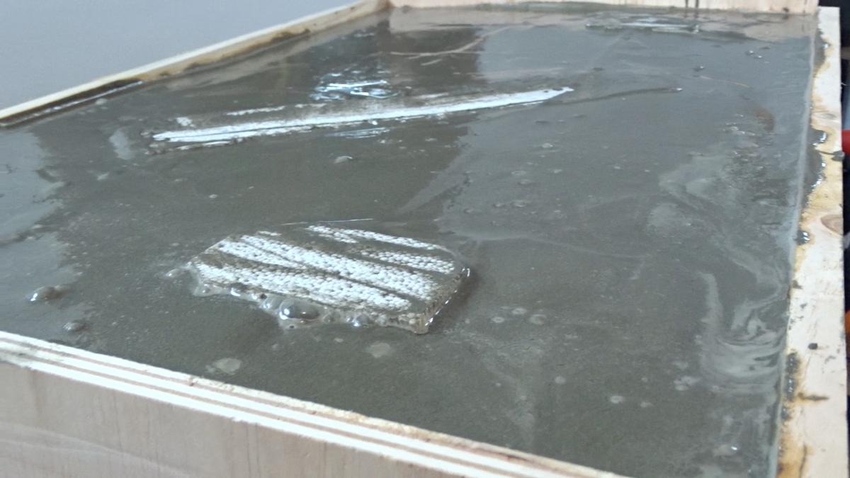 Macetero colgante de cemento 14