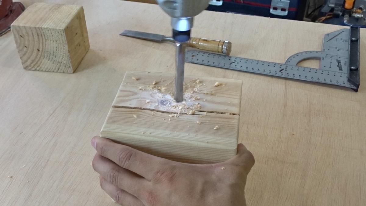 Macetero colgante de cemento 25