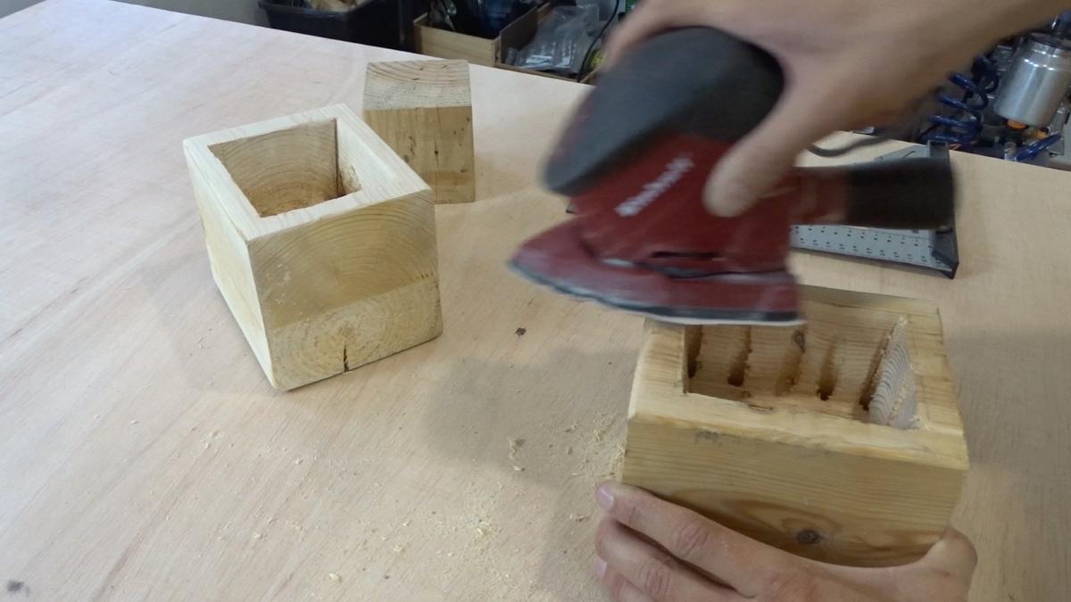 Macetero colgante de cemento 24