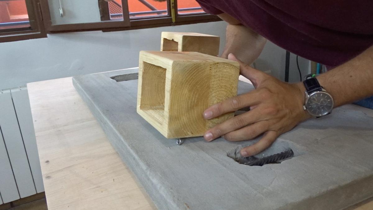 Macetero colgante de cemento 27