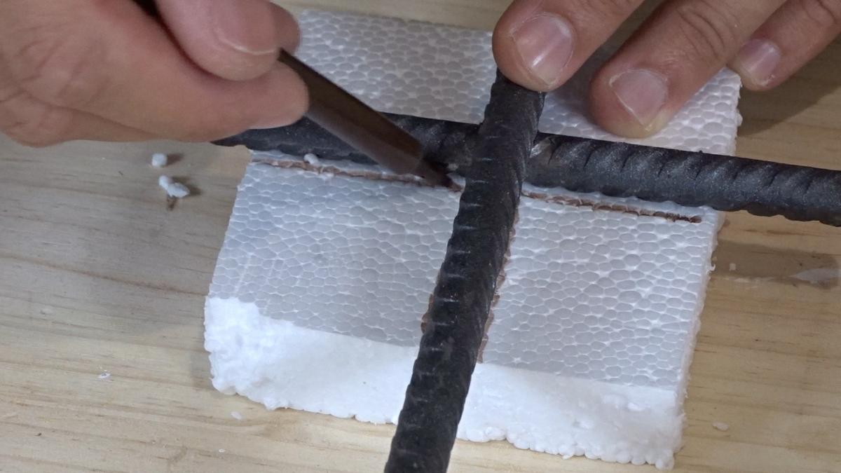 Macetero colgante de cemento