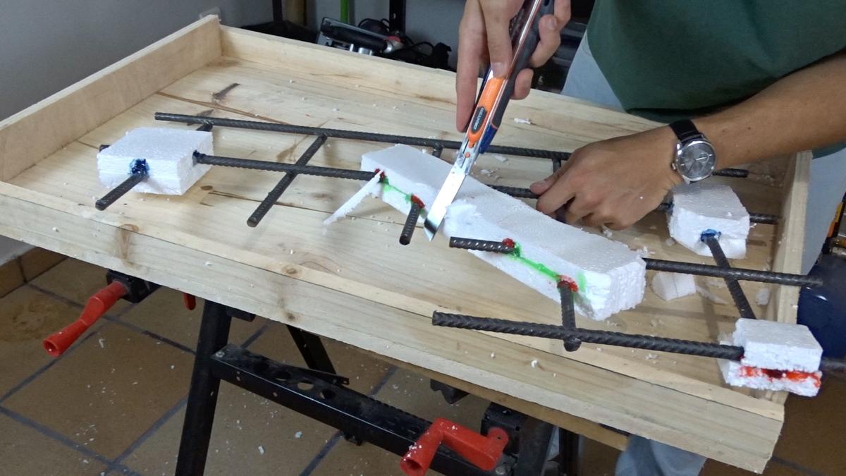 Macetero colgante de cemento 10