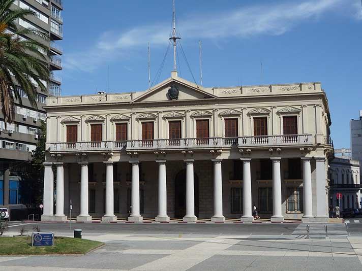 Palacio Estevez en el Centro Histórico de Montevideo