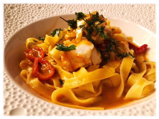 Tagliatella con Langosta y salsa de pesto. Es de Ley Italiana. Numa Pompilio