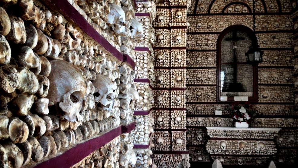 capela-dos-ossos-faro