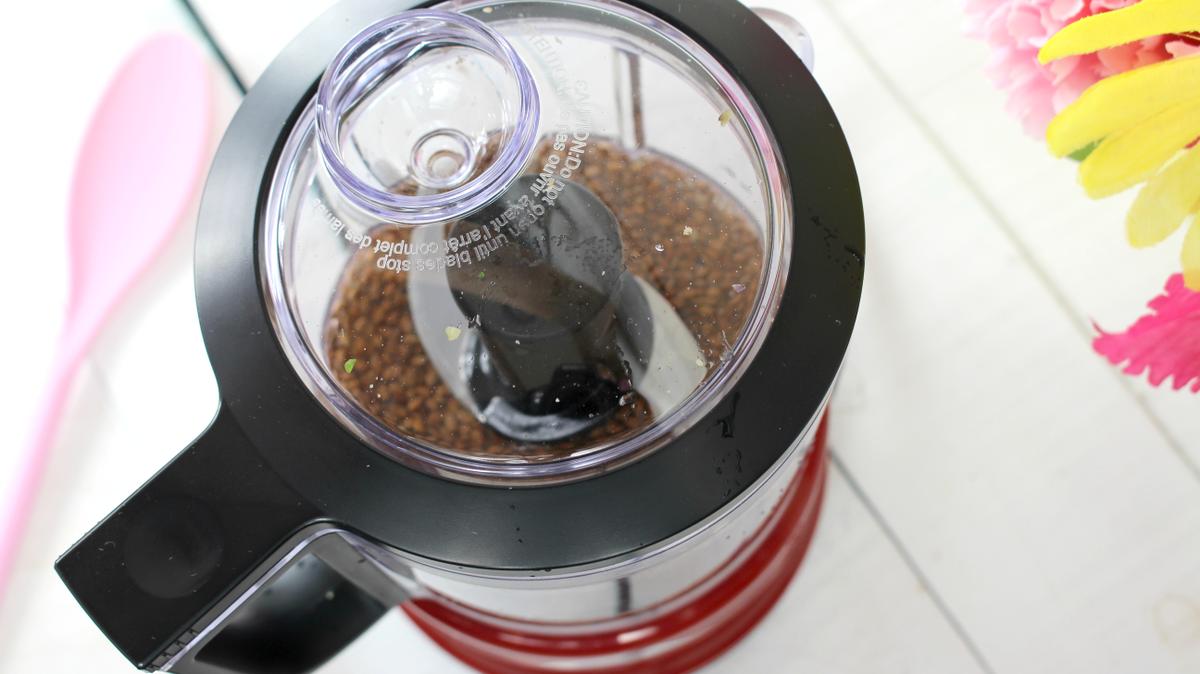 Como hacer huevo vegano para recetas de postres y comida vegetariana por alicia borchartd