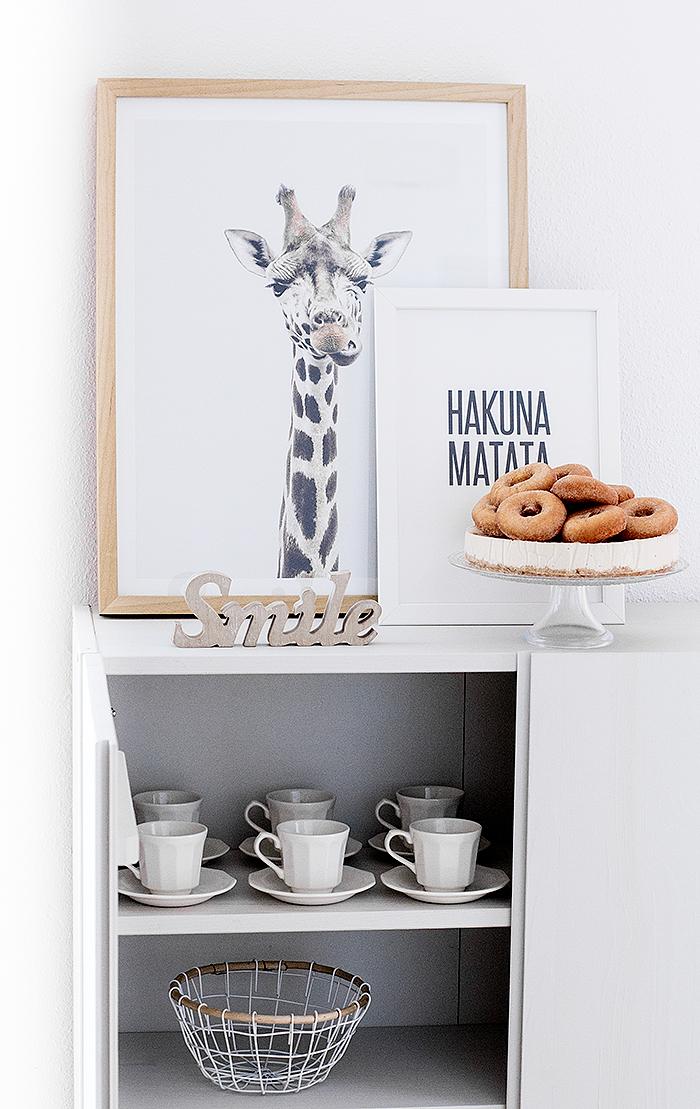 desayuno tarta donuts