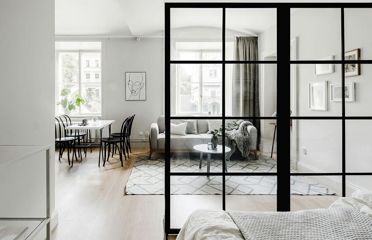 Una cocina en negro para 45m2 de un mini piso | Decoración