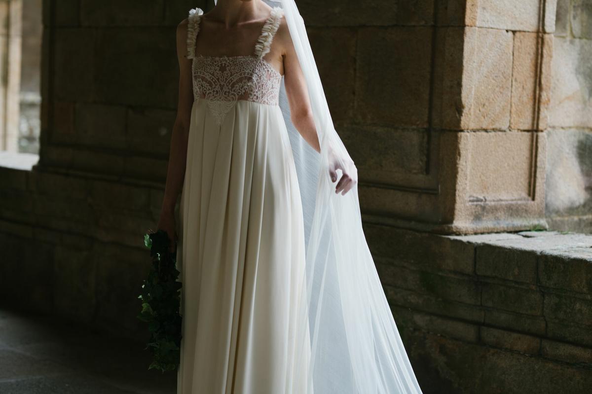 0390Juana Rique Mod Amelia