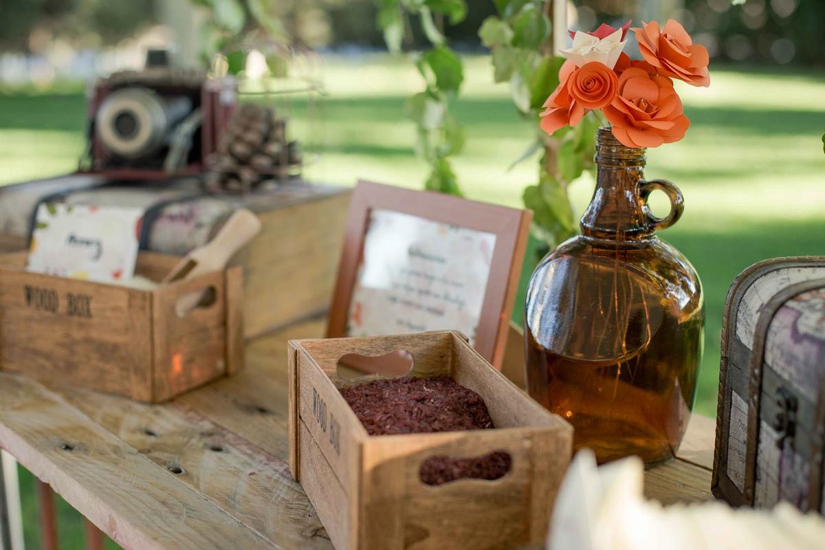 Rincón de bienvenida para boda. Decoración de bodas en Alicante. Wedding planner
