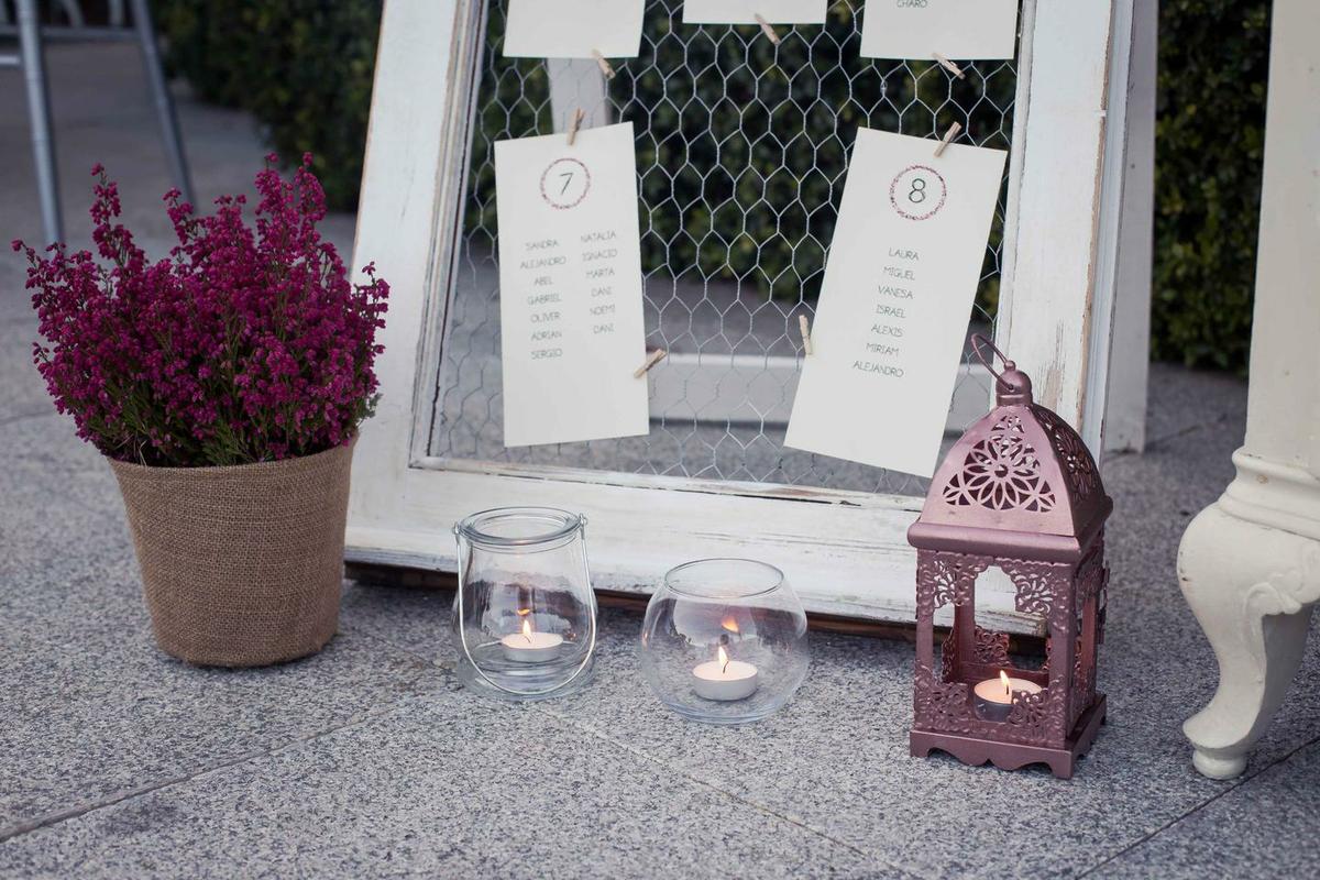 Seating plan - Protocolo de mesas. Decoración de bodas Alicante. Wedding Planner