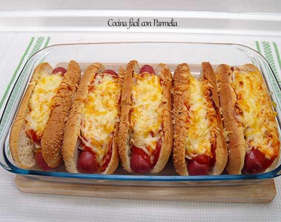 Perritos calientes (Hot Dogs) con queso