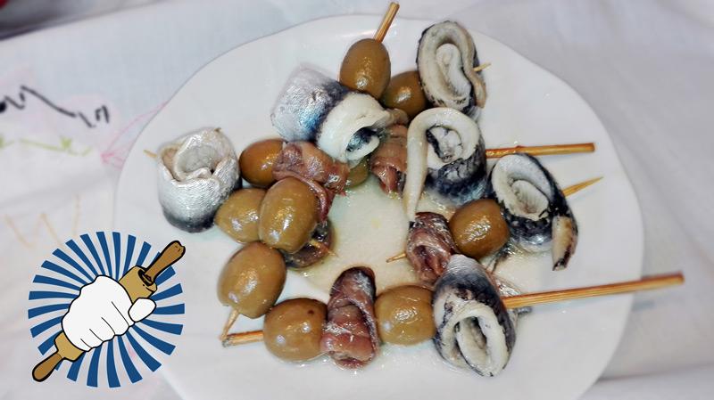 Boquerones frescos en brocheta