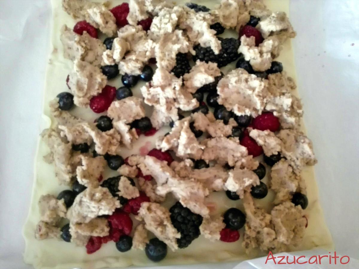 cuadrados de frutos del bosque con crumble (7)