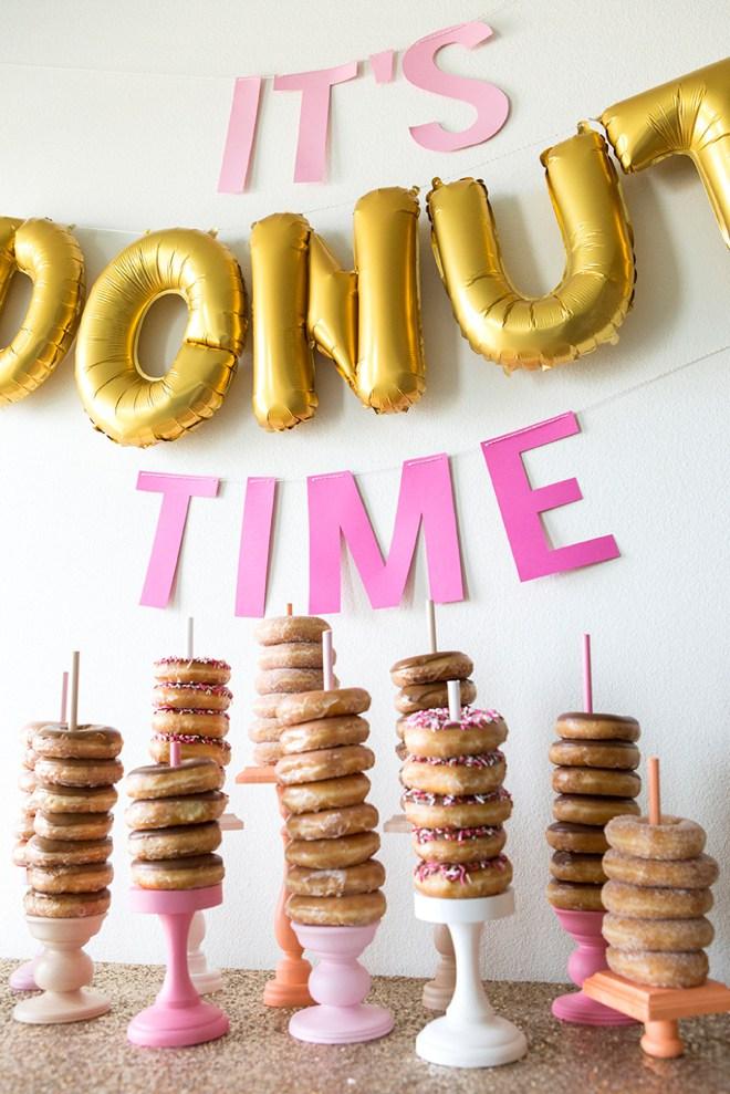 DIY donut bar en tu boda. Ideas para boda. Blog de bodas. Wedding Planner Alicante y Murcia.