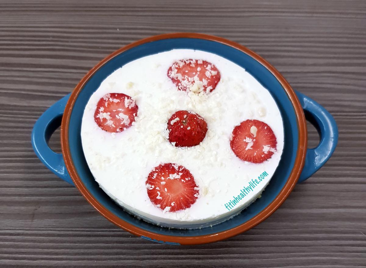 tarta de queso de choc blanco y fresas 3 copia