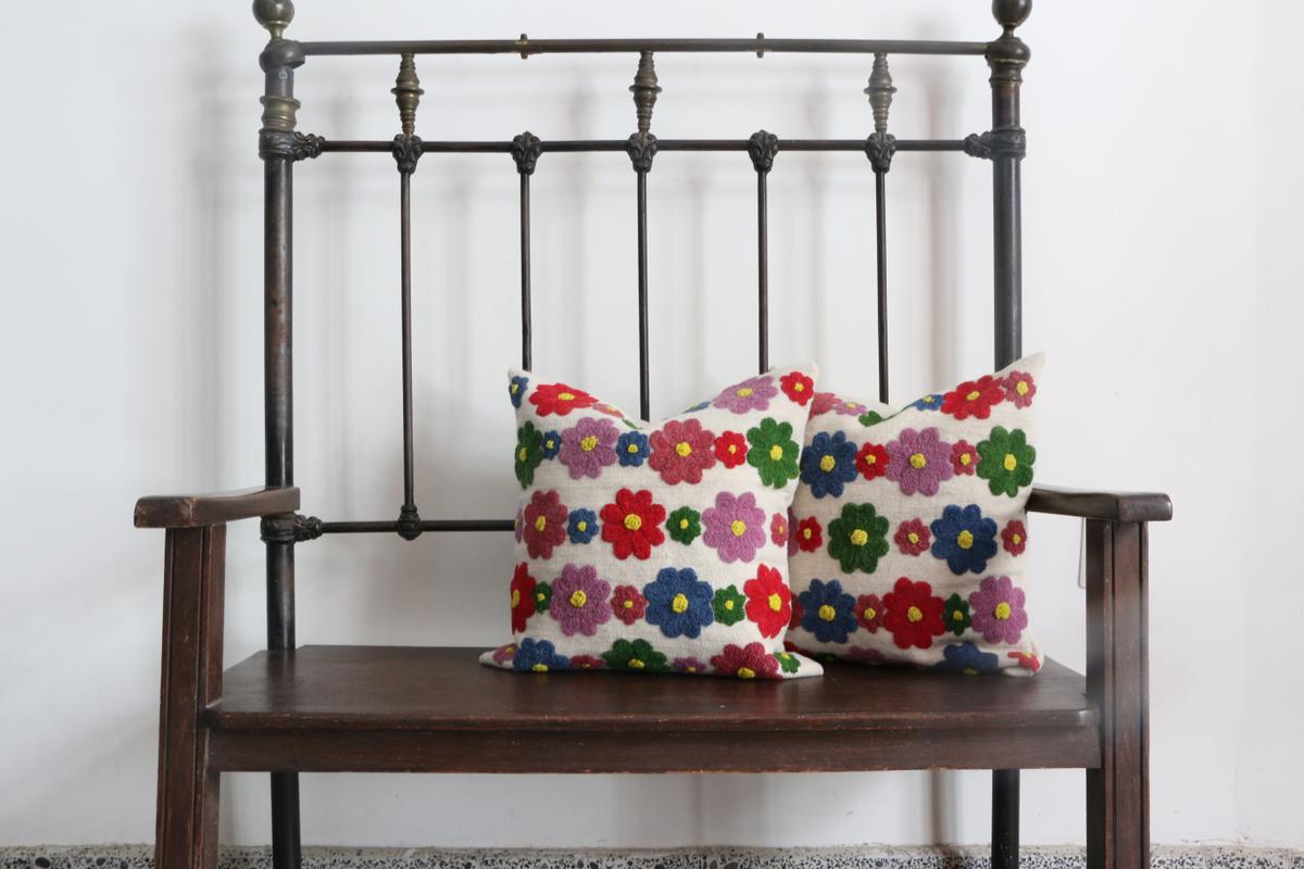 Colección manos del mundo