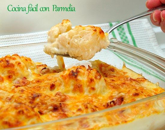 Coliflor gratinada con bechamel y bacon