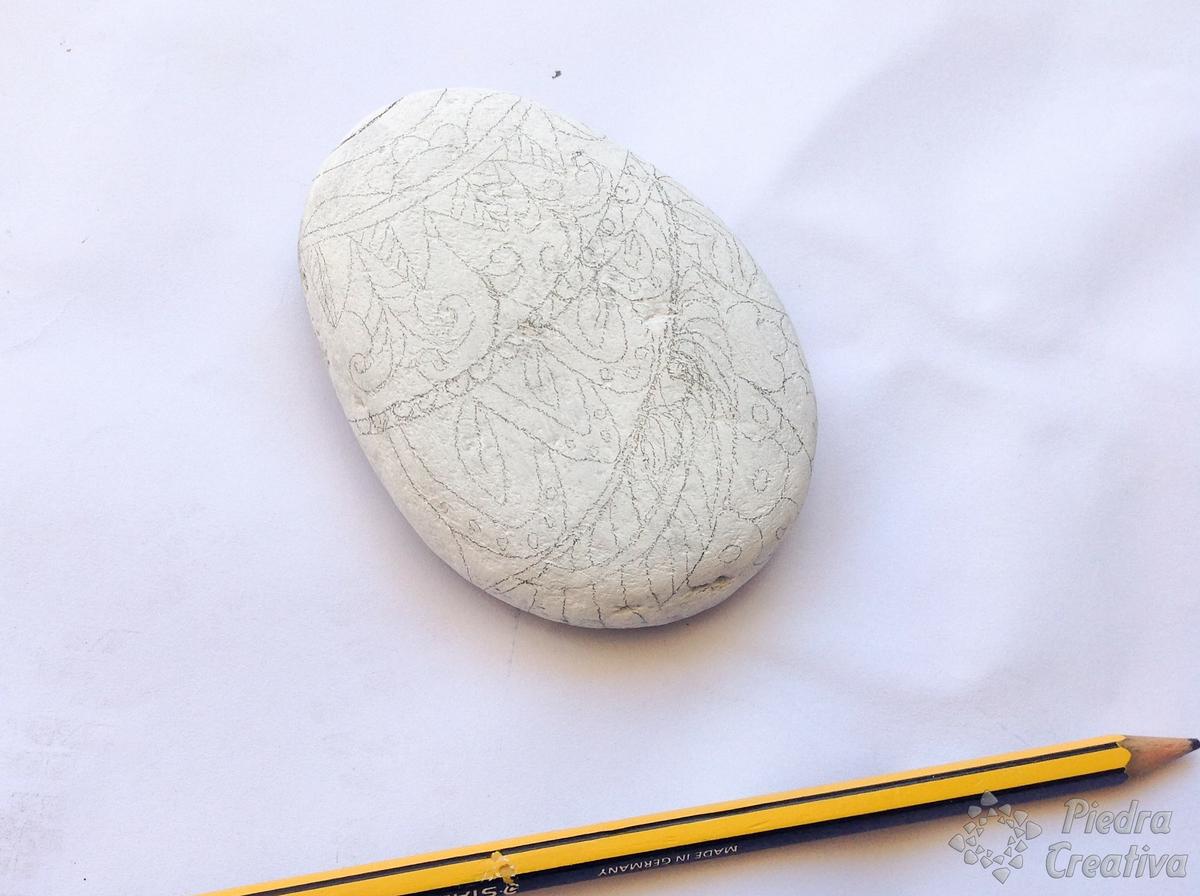 Manualidad de piedras remolino de imaginación