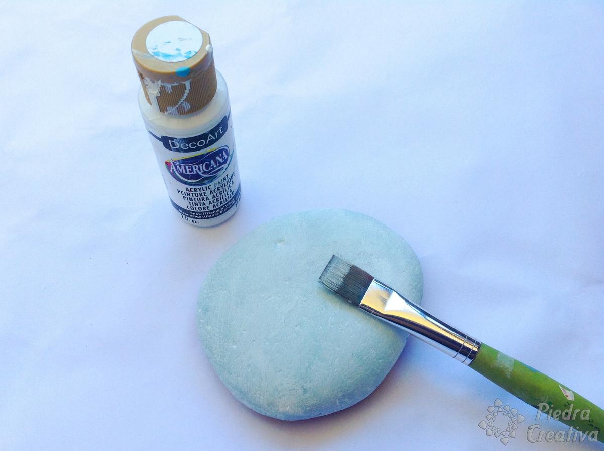 Mandala de flor en piedra