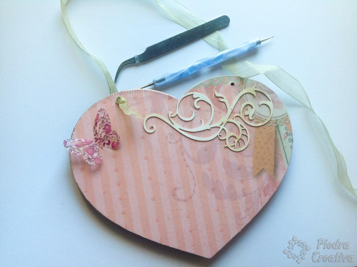 Manualidad día e la madre del corazón rosa 