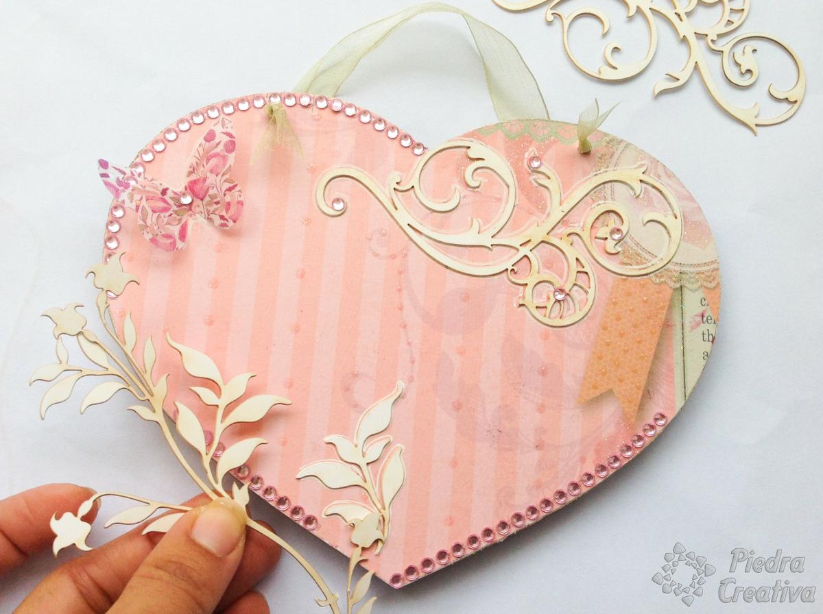 Decoración de corazón para el día de la madre