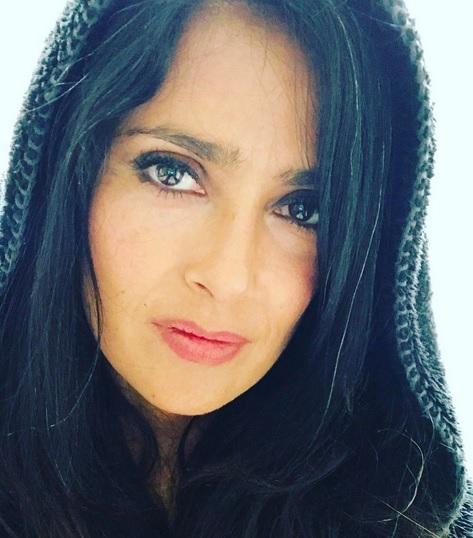 Salma Hayek muestra sus canas en Instagram 