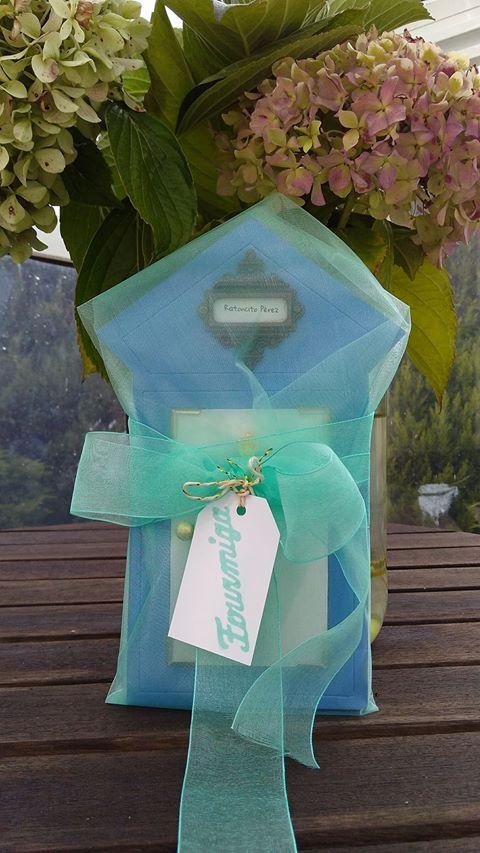 Puerta del Ratoncito Pérez, preparada para entregar en su destino.