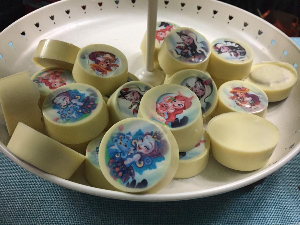 FIESTA DE PRESENTACIÓN DE ENCHANTIMALS DE MATTEL Foto de %title