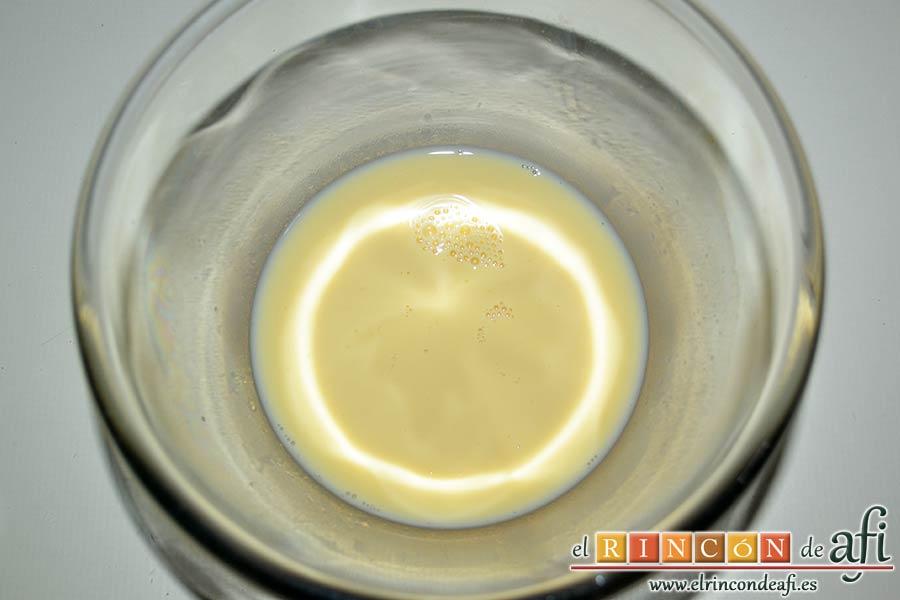 Scones escoceses, mezclar bien con varillas