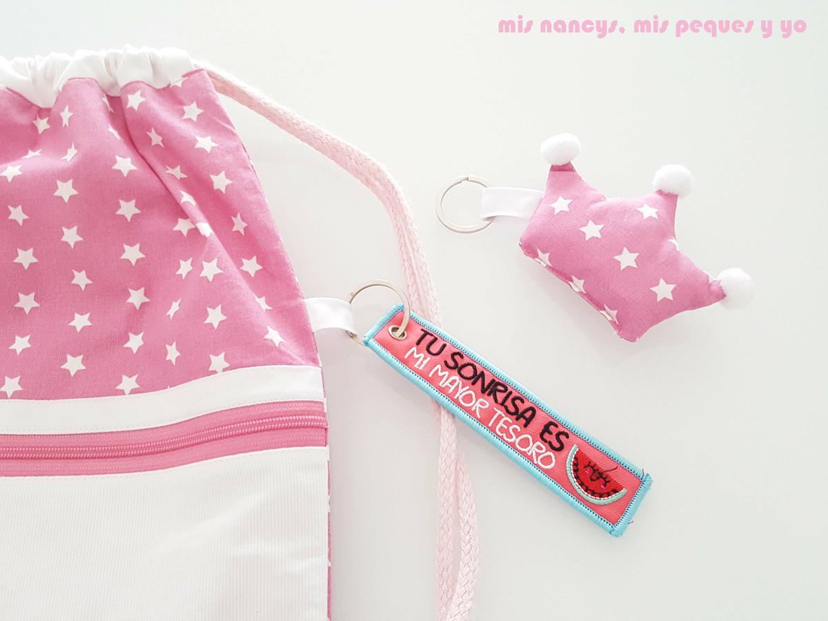 mis nancys, mis peques y yo, mochila pandilleando para ballet, detalle colgante varios