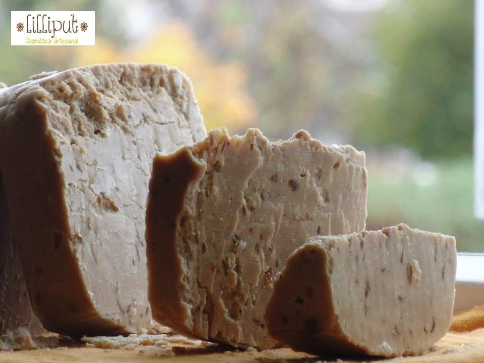 Primer jabón de avena y miel