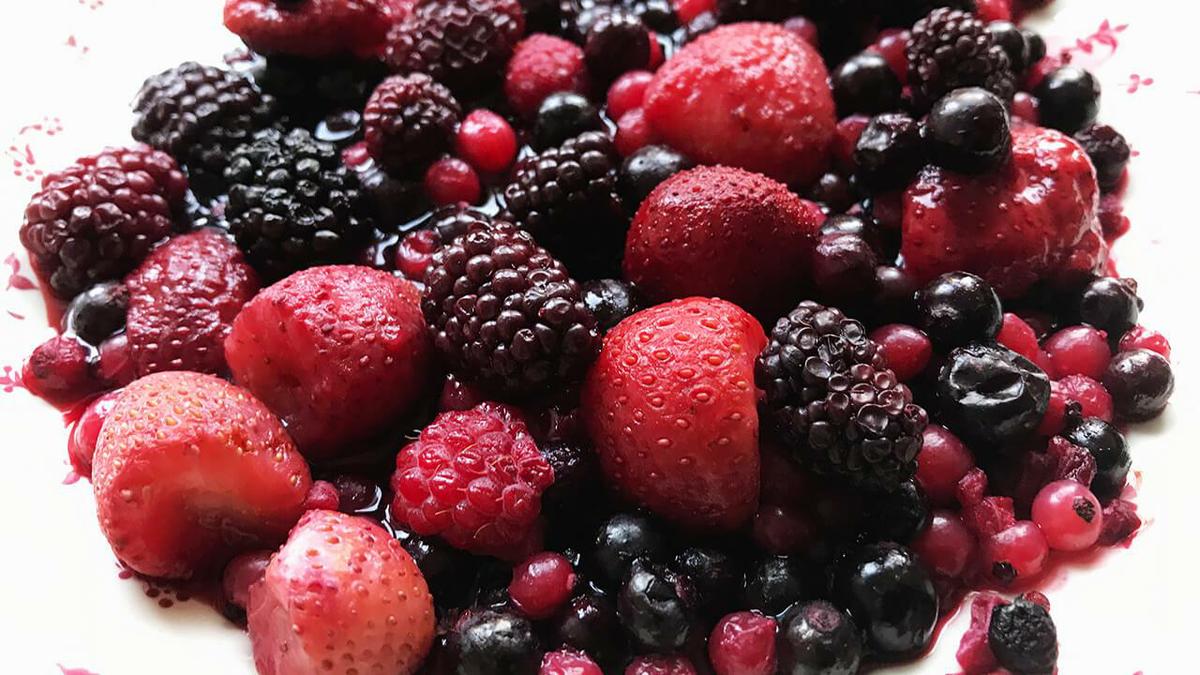 tarta de frutos rojos con chocolate